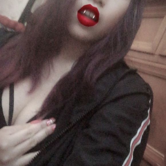 Meet your Posher, Linda - Picture 1 of 1